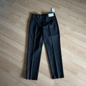 NWT Uniqlo Black Pleated Trousers Dress Pants Women’s Medium (fits like a 2-4)